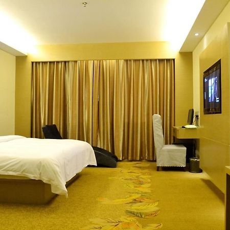 Bella Ingenious Hotel Дунъин Экстерьер фото