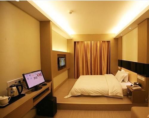 Bella Ingenious Hotel Дунъин Экстерьер фото