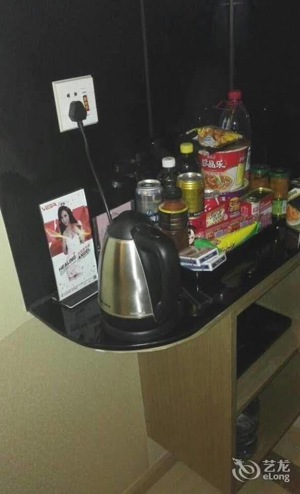 Bella Ingenious Hotel Дунъин Экстерьер фото